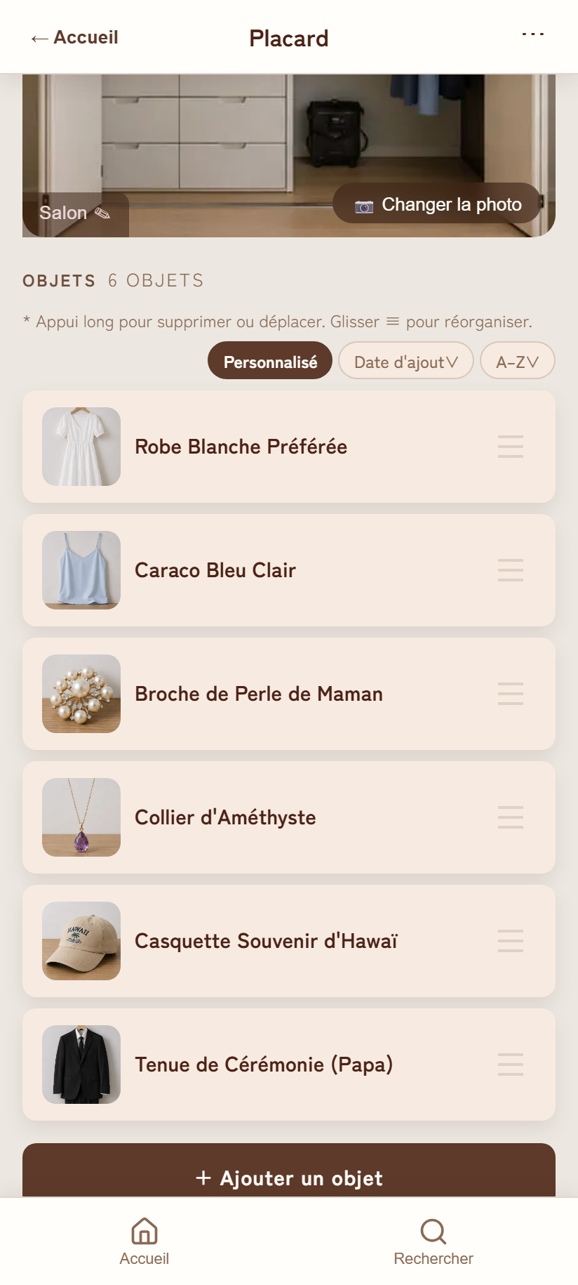 Liste des objets sur l'écran de détail du lieu